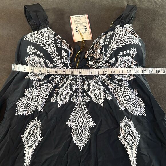 Women’s Plus Sized Swimsuit 2 Piece Tankini Size 18/20 NWT - Picture 8 of 12